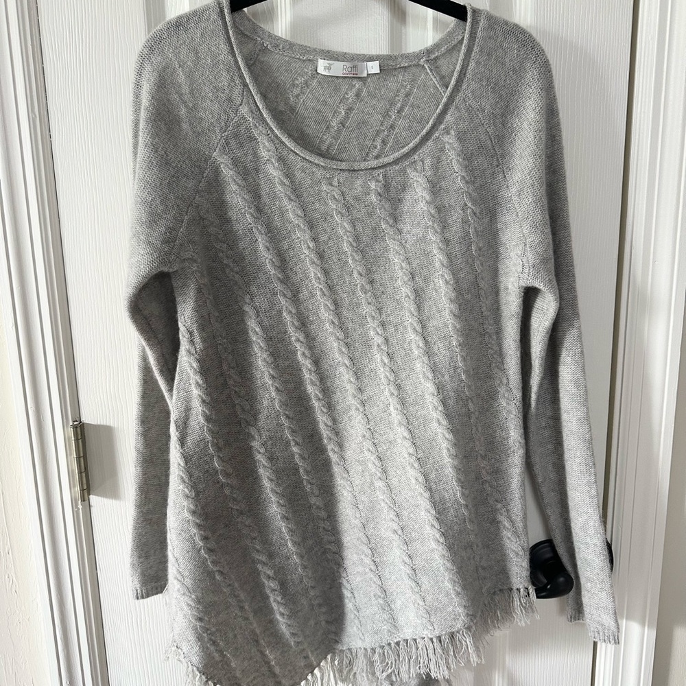 Raffi cashmere fringe Gray Crew Neck Sweater